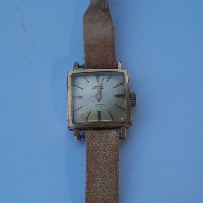 Relogio corda manual vintage senhora