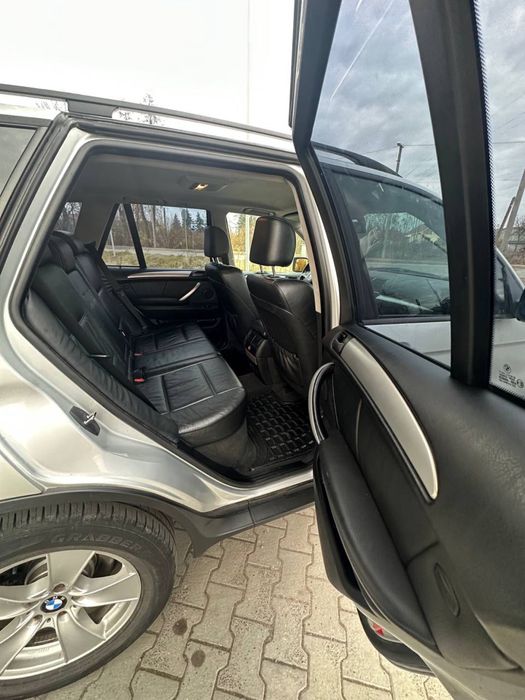 Продаю авто BMW X5