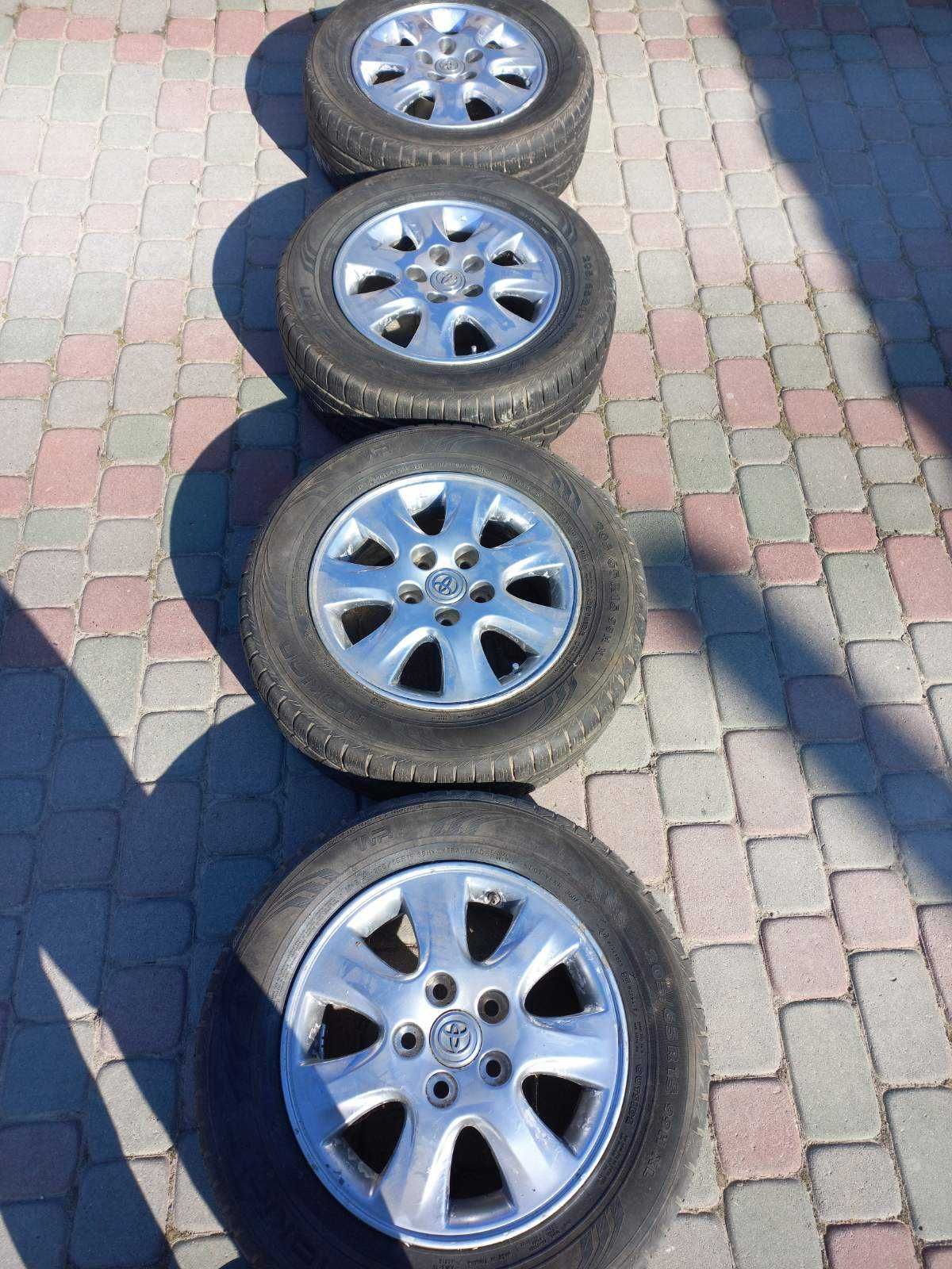 Диски R15  тойота  оригінал.