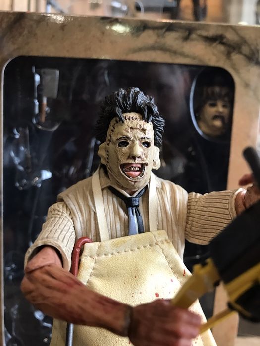 Figura massacre no Texas da Neca nova em caixa