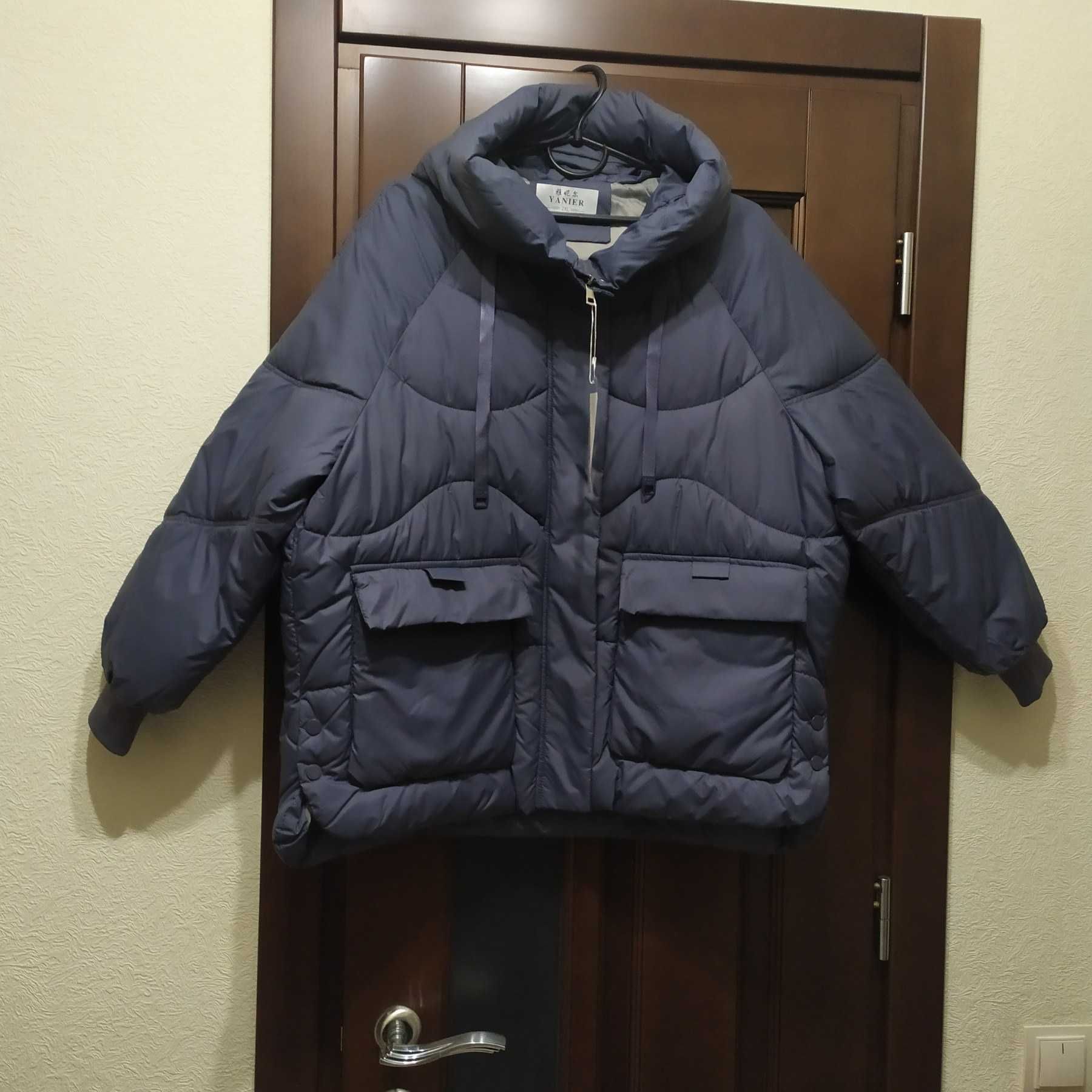 Курточка жіноча з капюшоном розмір 2XL (52)