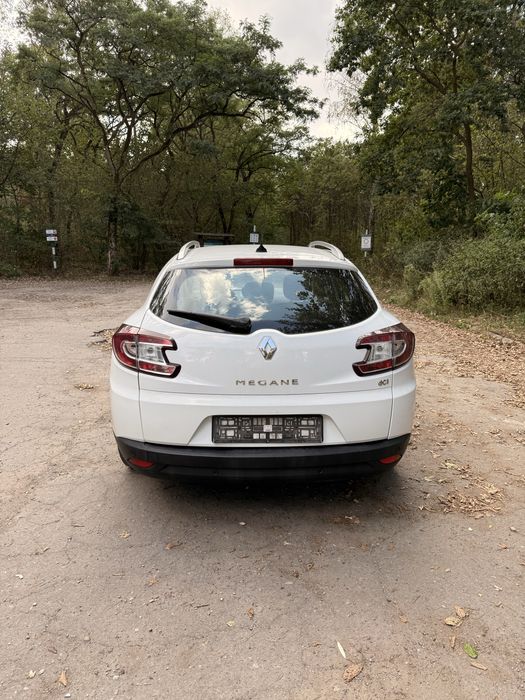 Renault Megane 3 na cześci OV369 DC4000 drzwi maska zderzak klapa kola