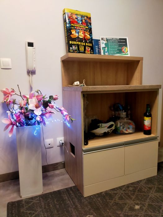 Szafka   kuchenna za darmo