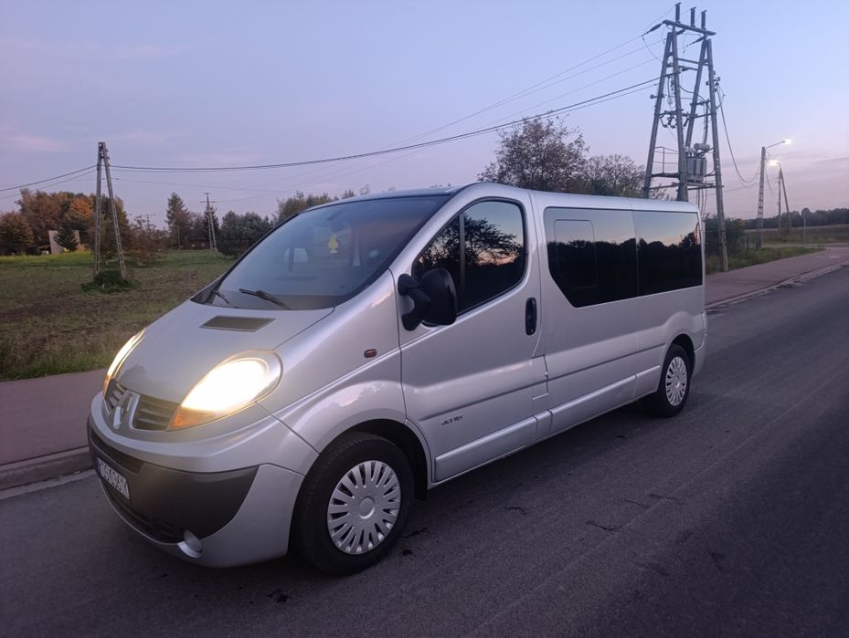 Renault Trafic 2.0 115km*Long * Passenger