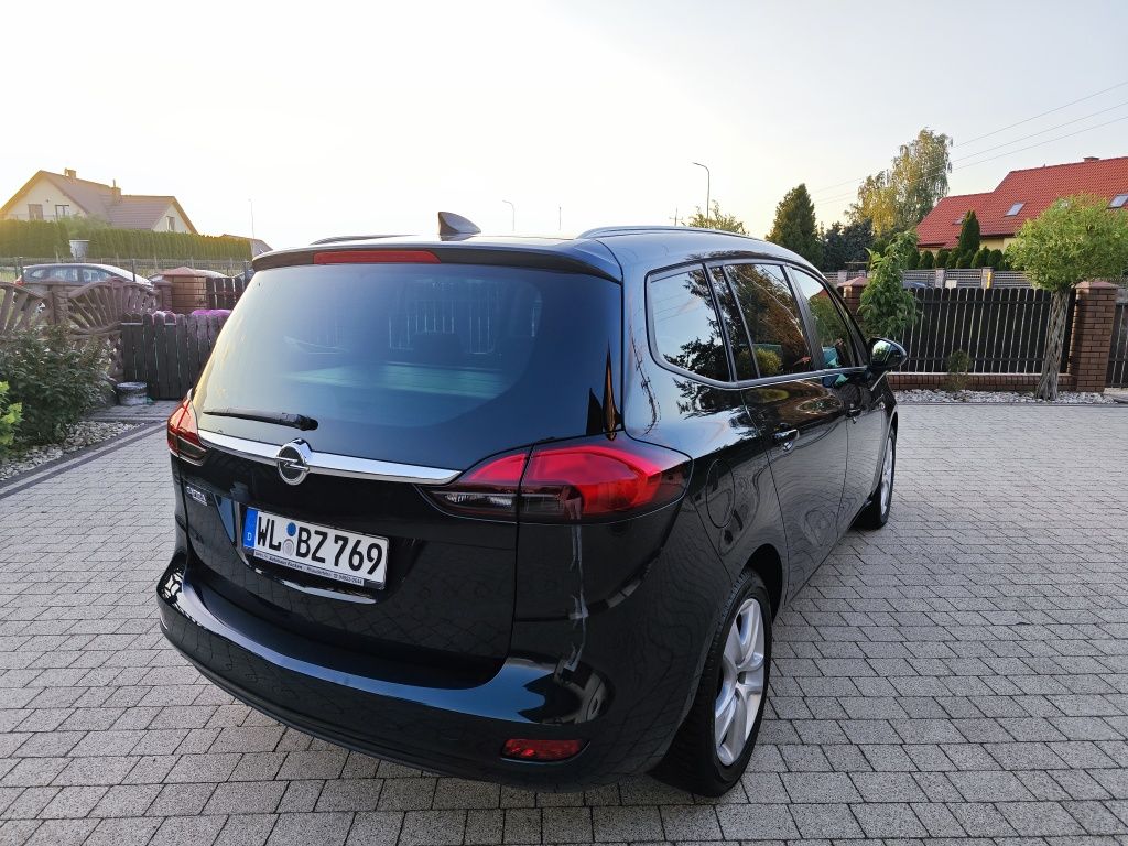 Opel Zafira 1.4T Stan idealny Bez wkładu Sprowadzona Okazja!