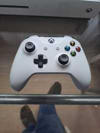 Gra, konsola XBOX One S