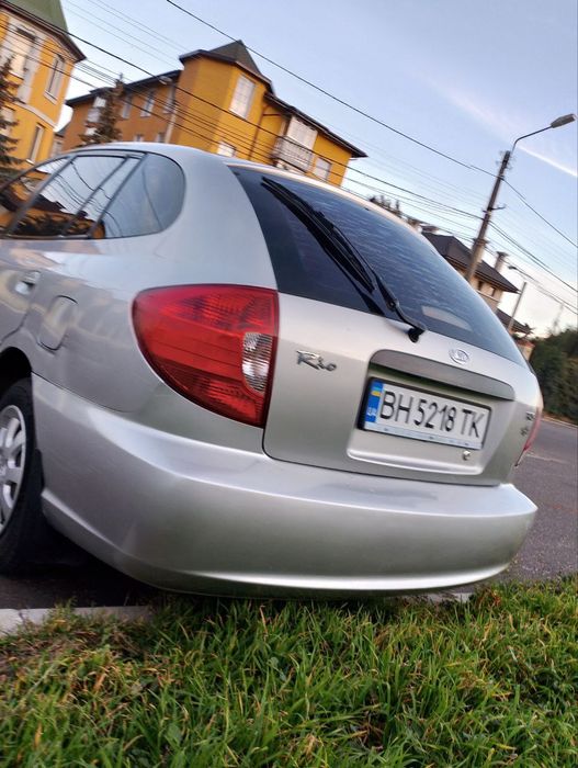 Продам машину на полном ходу Киа Рио