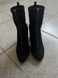 Botas bershka 38