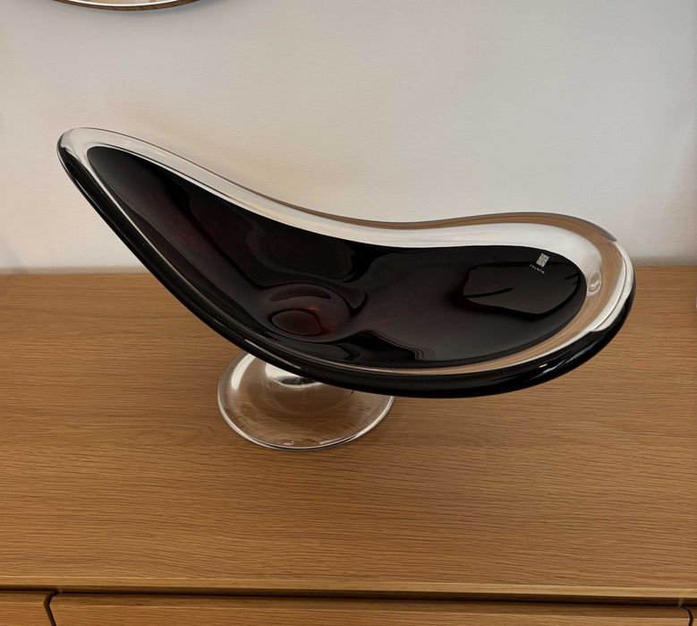 Peça de decoração em vidro artesanal da Marinha Grande