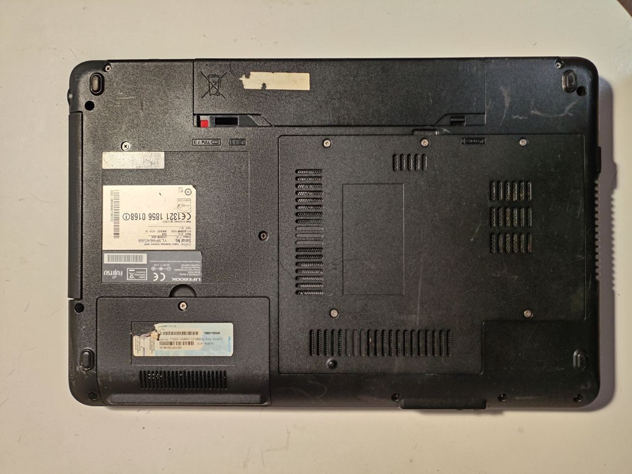 Fujitsu A530 на i3
