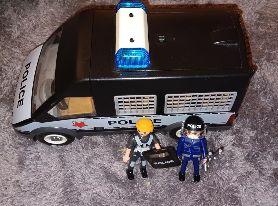 Carrinha de intervenção da polícia Playmobil