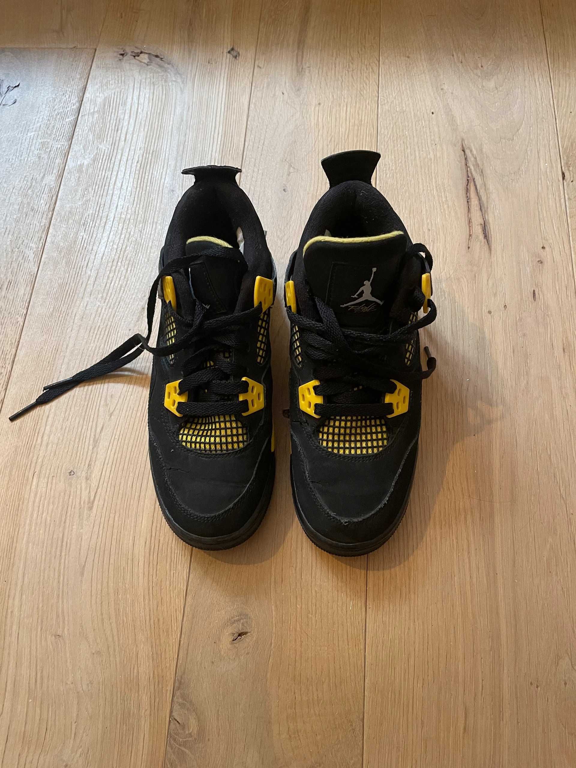 Jordan 4 Retro Thunder r.43