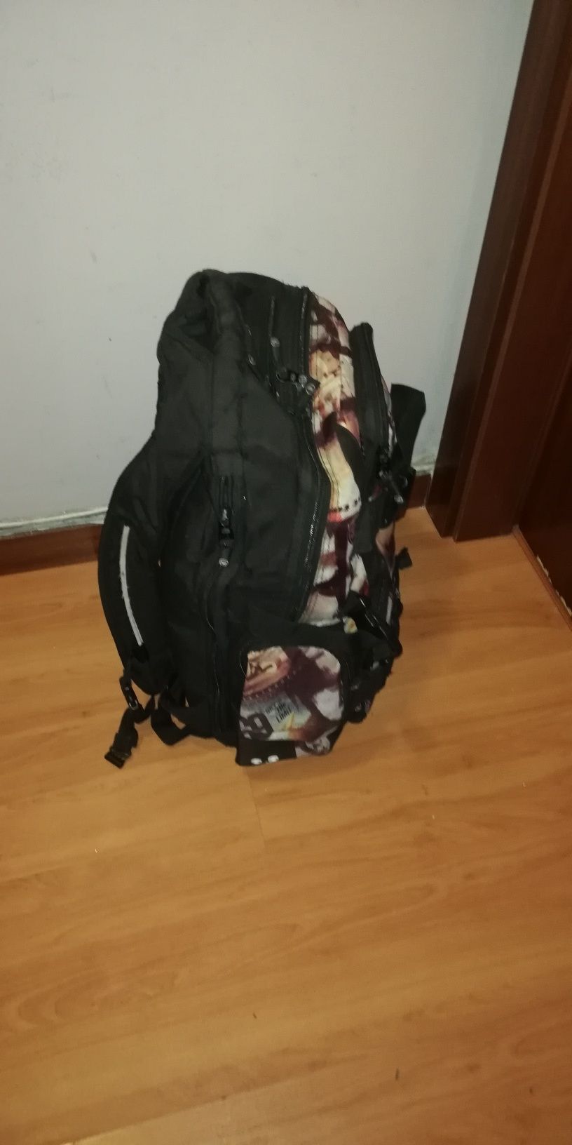 Vendo Mochila de viagem