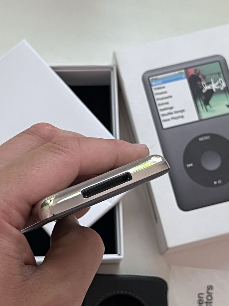 iPod Classic 6.5th 120gb комплект