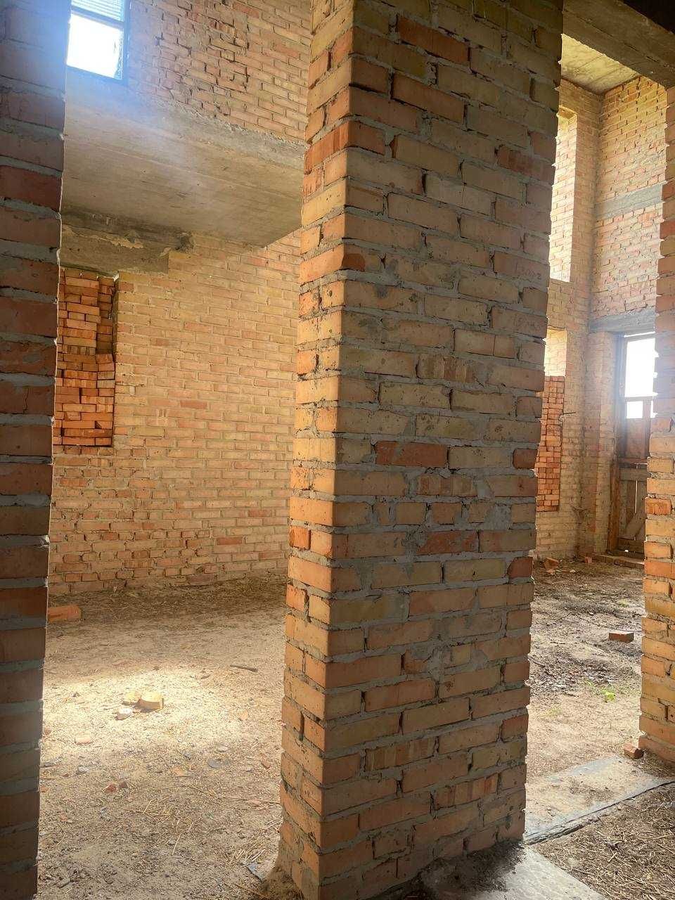 Продам якісне незавершене будівництво Вересневе 0,46 Га під забудову