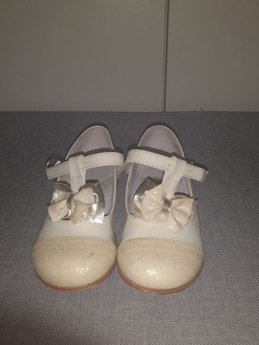 Sapatos menina Pezinho Ortopédico Tamanho 23