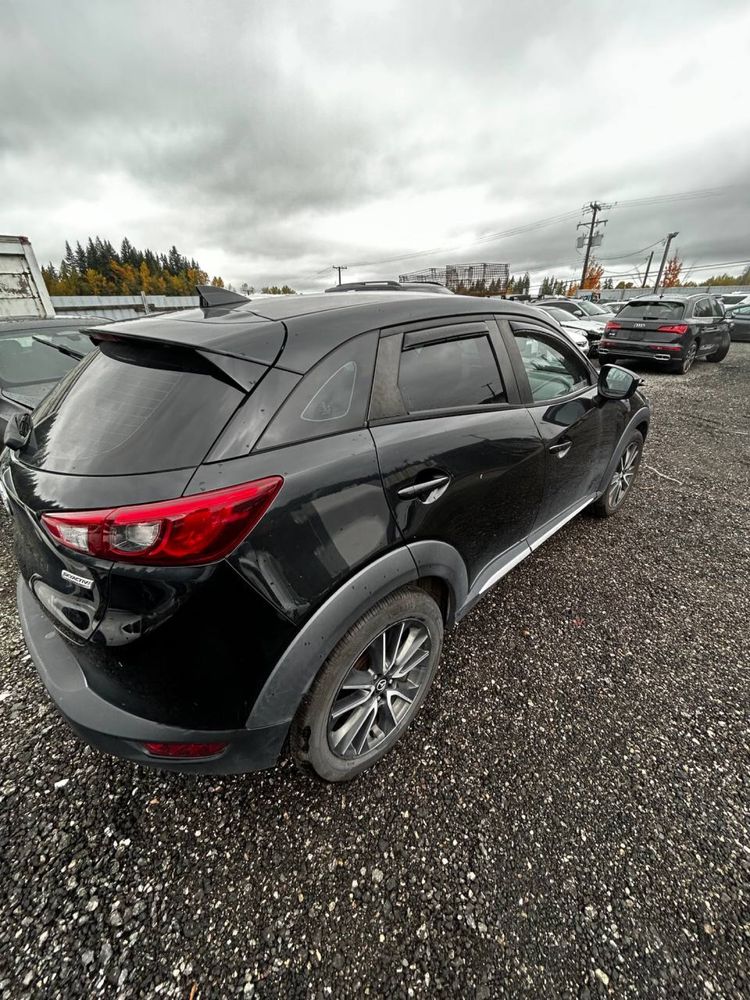 Mazda cx-3 2016 год 2,0л бенз