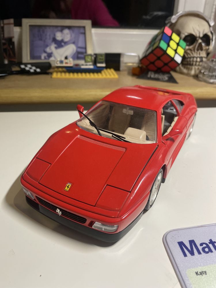 Model Ferrari duzy skala 1:18 metalowy 348 burago