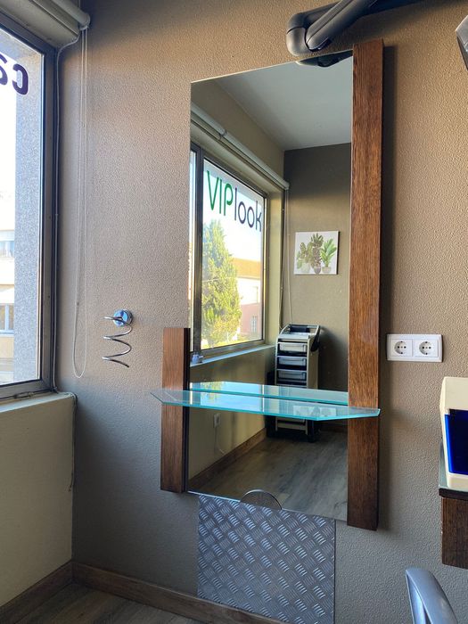 tocadores: 4 espelhos de salão+2 gavetas de apoio