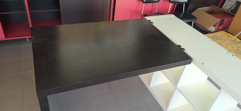 Mesa tipo secretária de encaixe