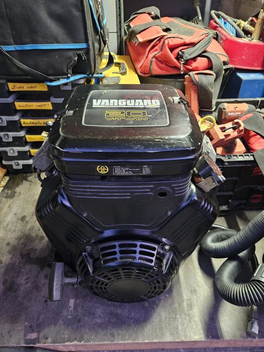 Двигун Briggs&stratton Vanguard 20