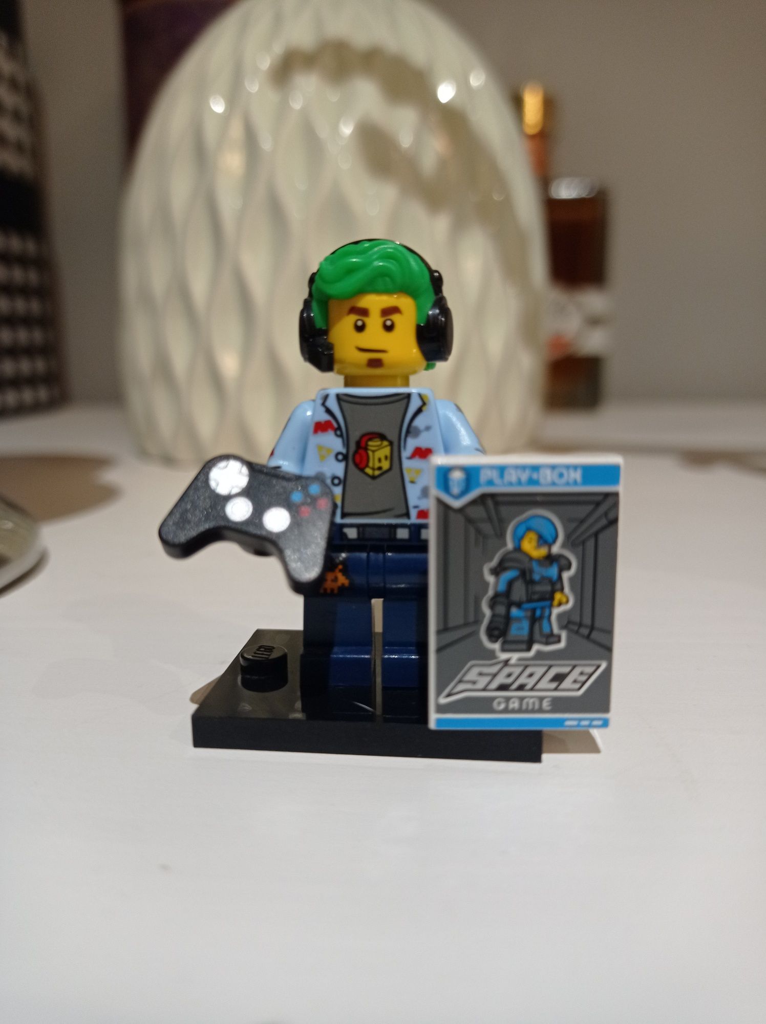 LEGO Minifigures Gamer (Gracz) / Seria 19