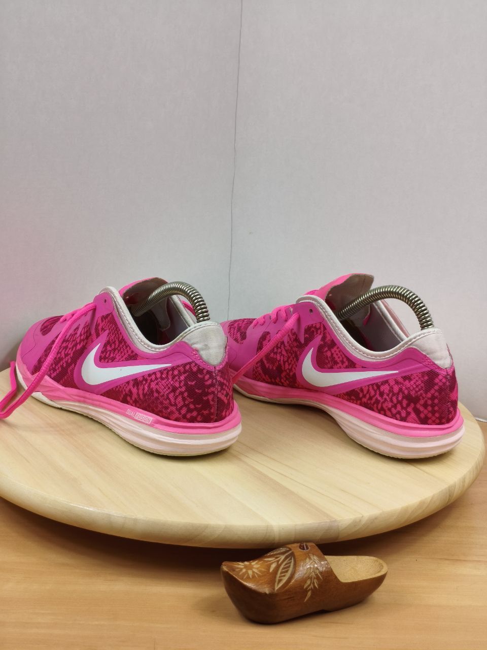 Buty r.37,5 Nike Dual Fusion damskie sportowe