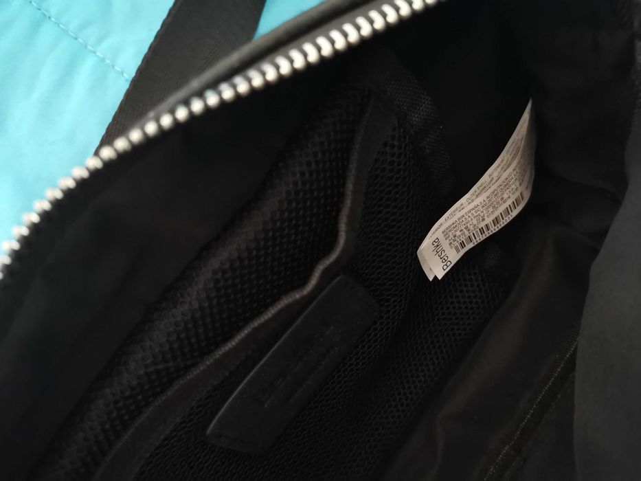 Bolsa de cintura Bershka nova
