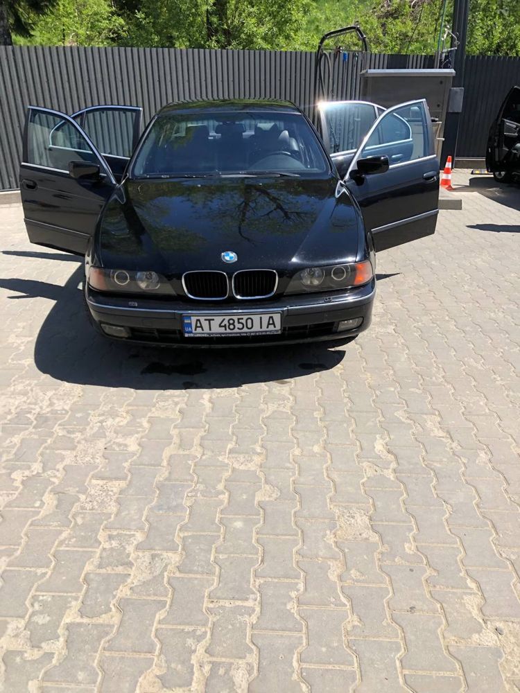 BMW e39 520i 2000 р.