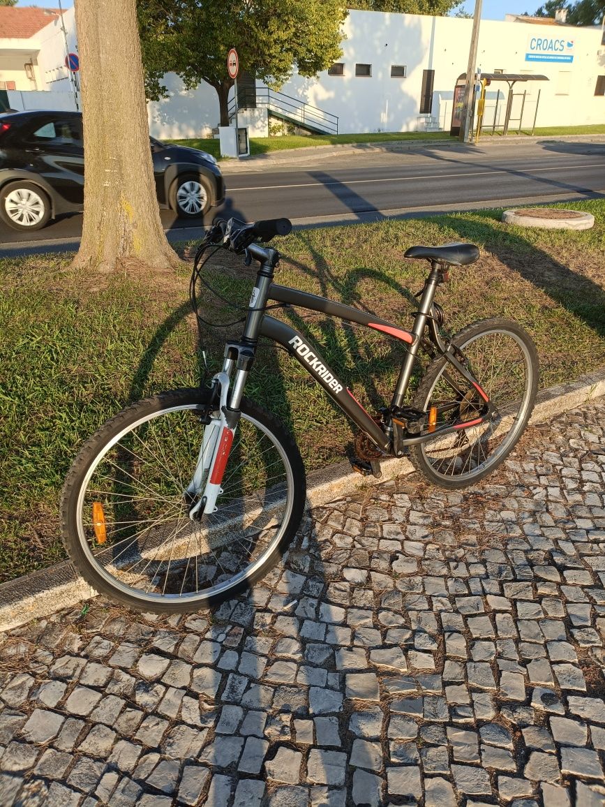 Bicicleta usada em ótimo estado
