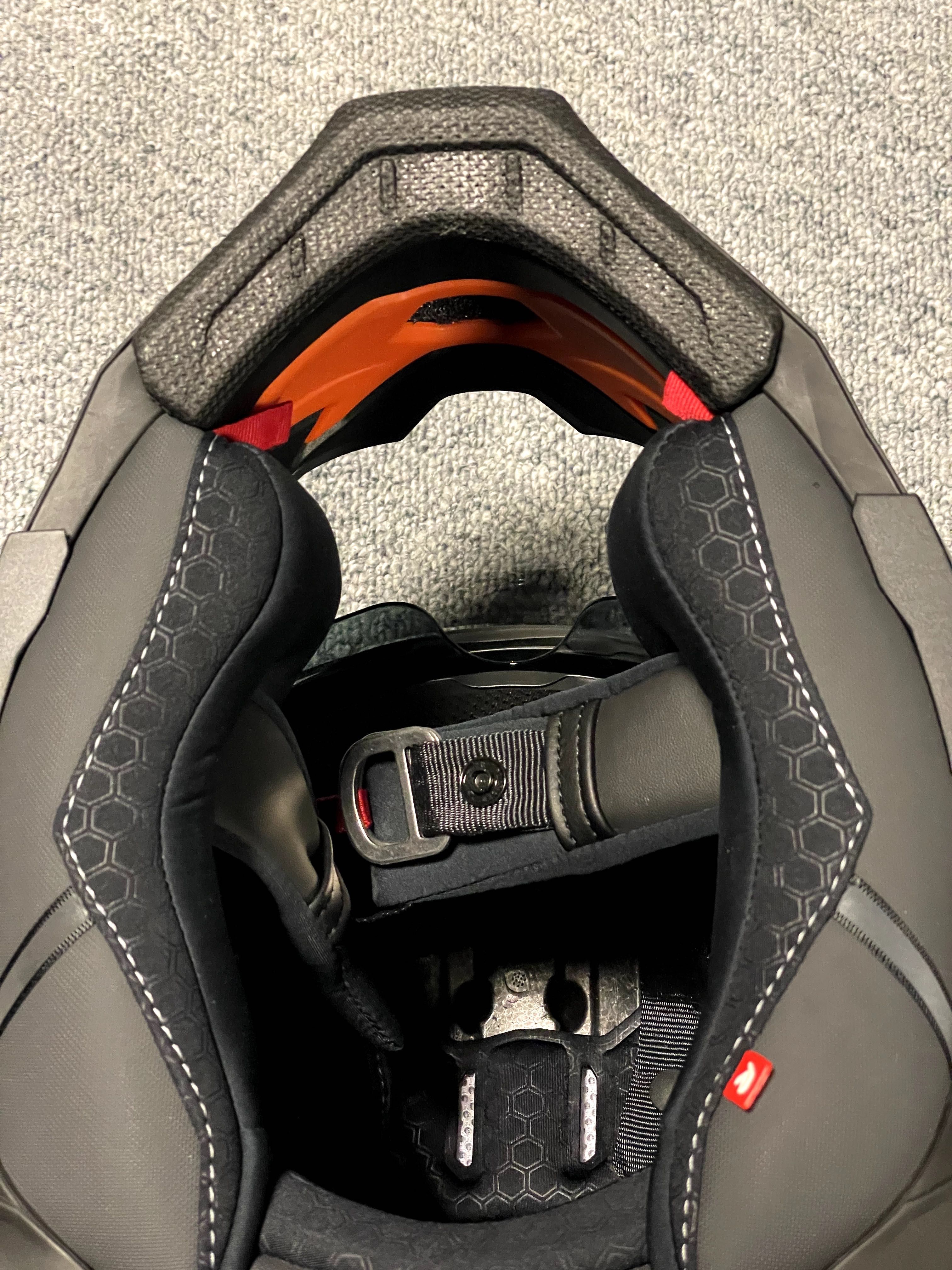 Capacete Novo Nexx Carbon X.WST3 - Oportunidade