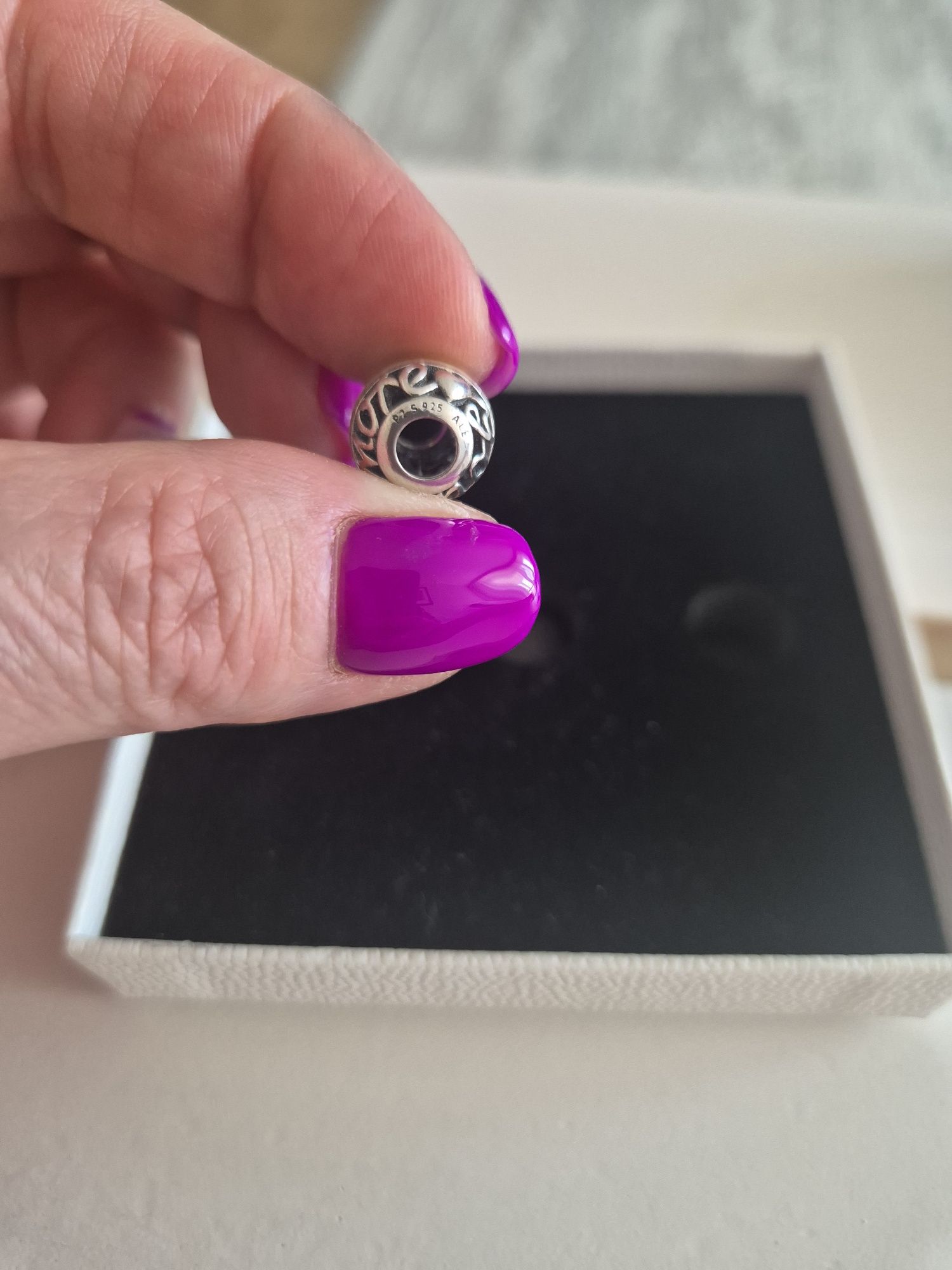 Pandora charm ażurowy