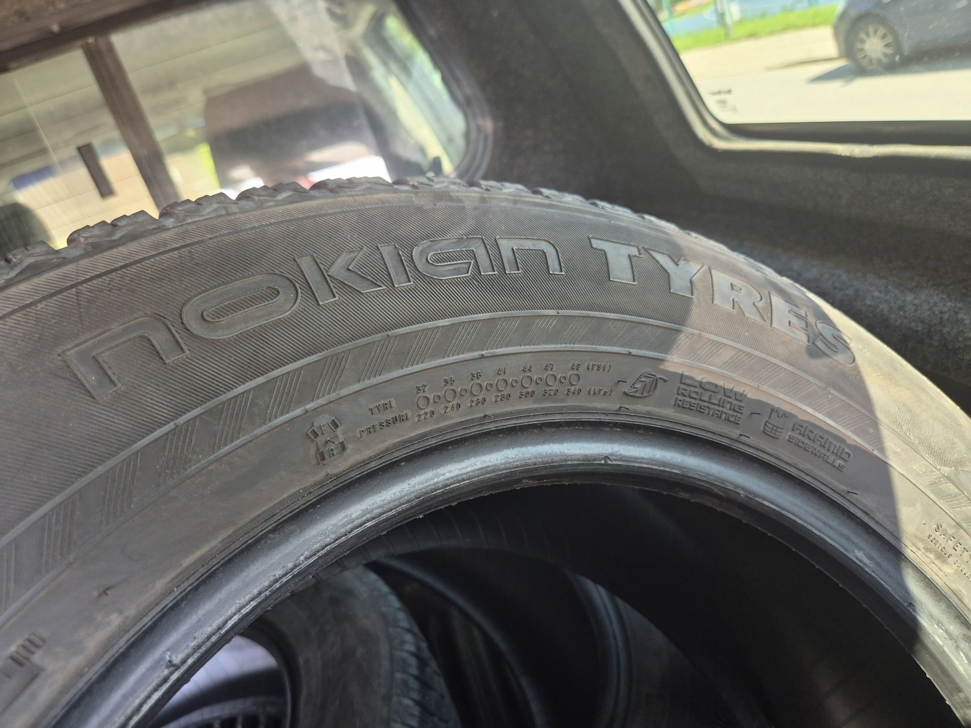 Opony do SUV dostawczy nokign tyre 235/65r17