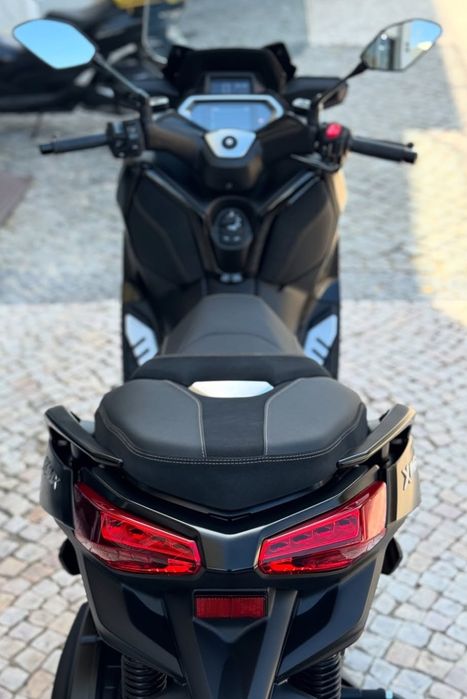 Yamaha x-max 125 tec max