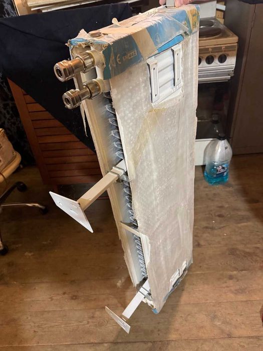 2 Нових сталевих радіатори Romstal 22 тип 300x1100мм нижнє підключення