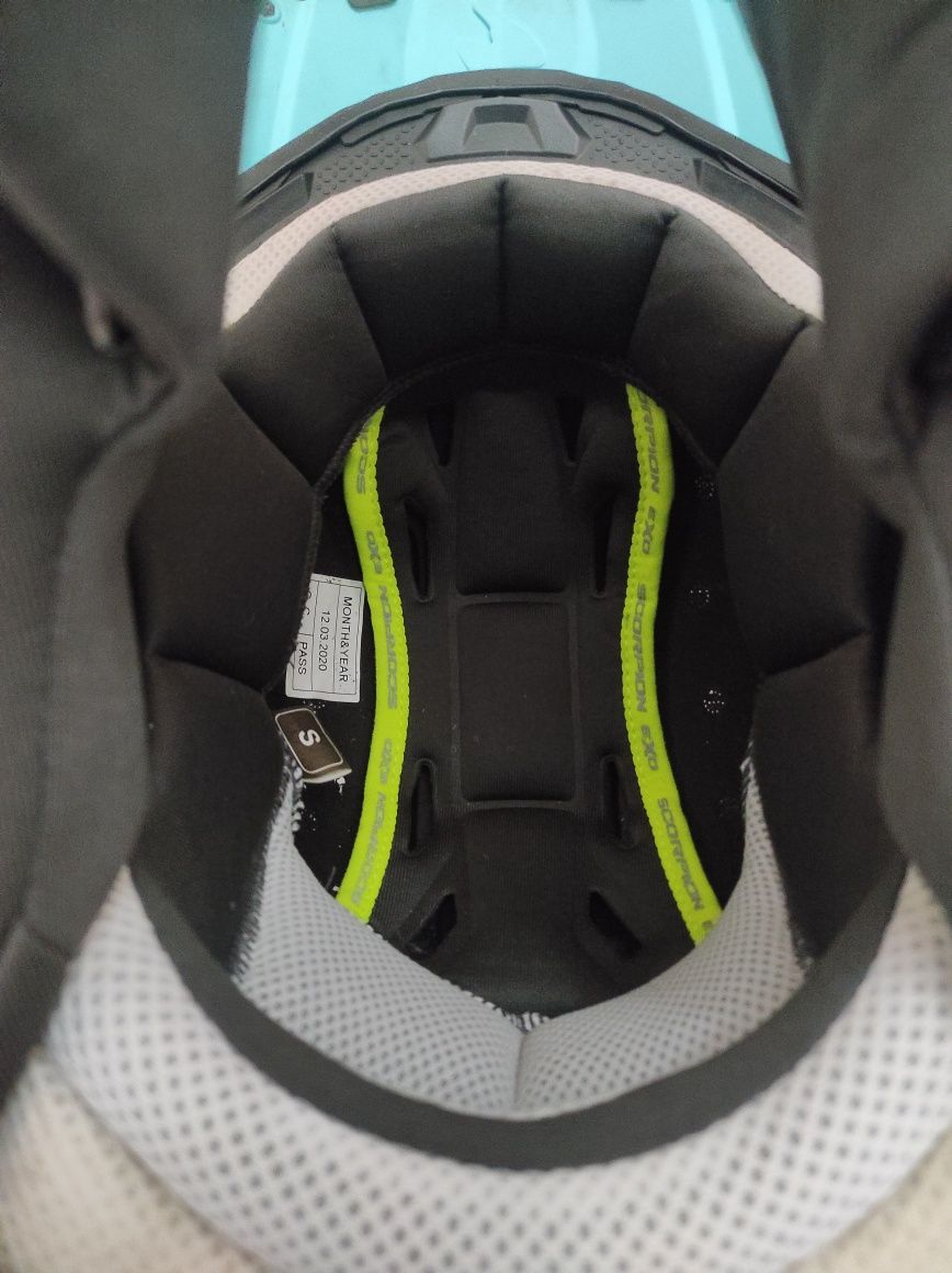 Capacete Scorpion Tamanho S