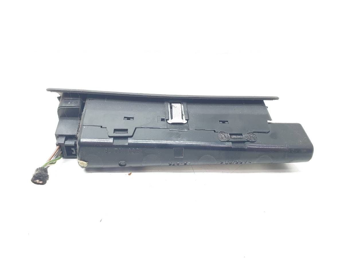 KRATKA NAWIEWU PRAWA DESKI KONSOLI VW PHAETON 3D0819202C