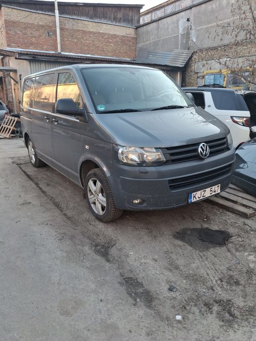 Задня права четверть Volkswagen T5