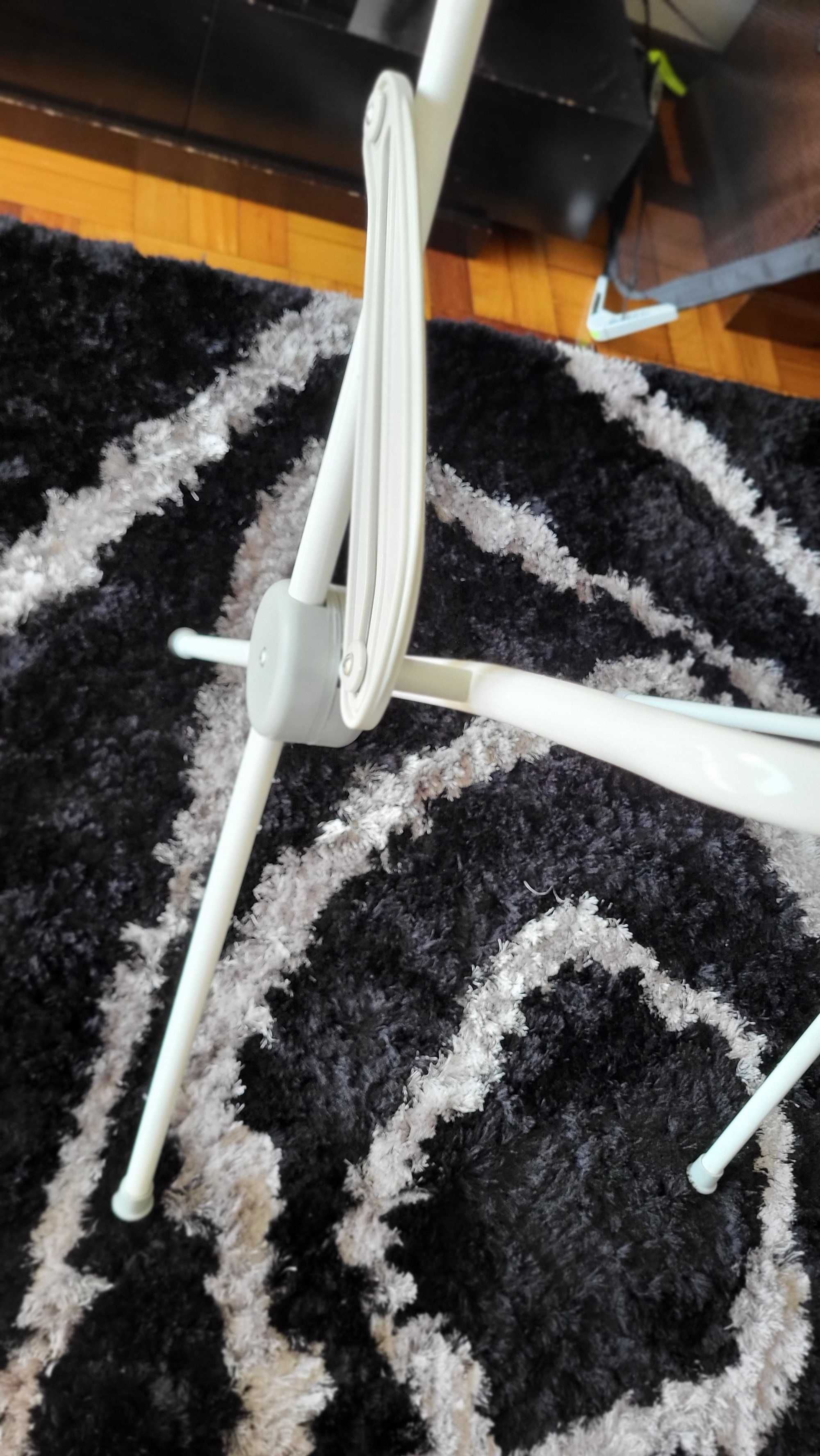 Banheira de Bébé ergonómica com Suporte
