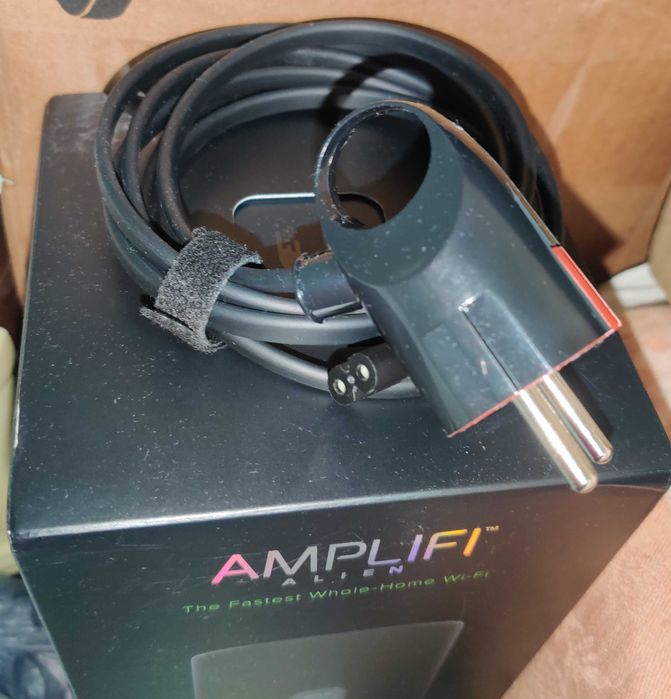 Роутер Wi-Fi Ubiquiti AmpliFi ALIEN