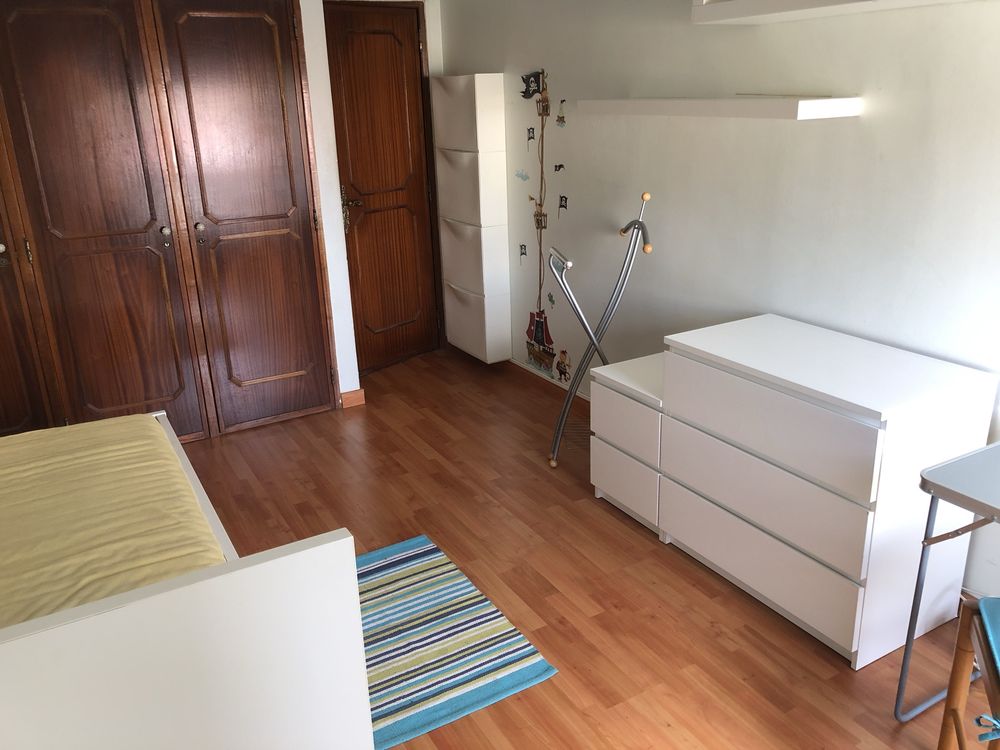 Quarto com 13 mts  ( Só a senhoras )