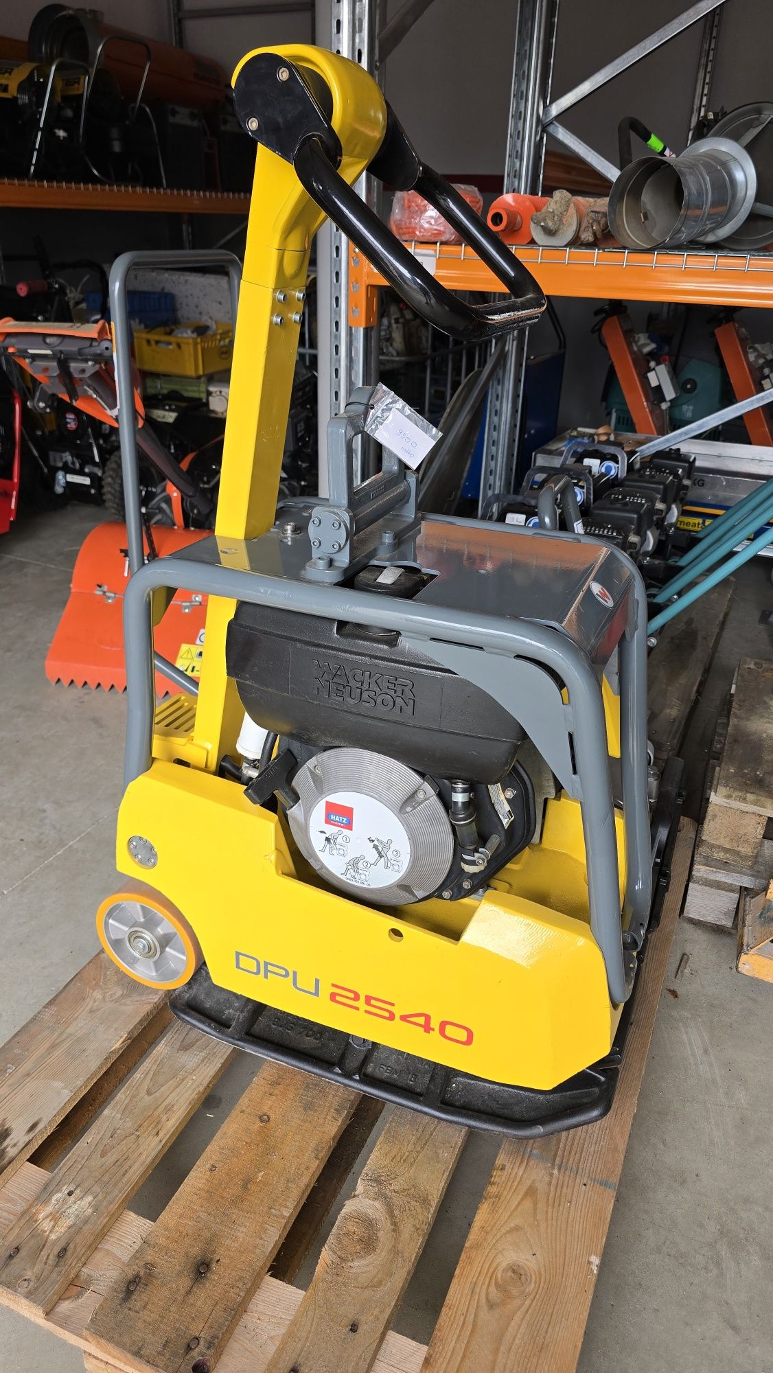 zagęszczarka DIESEL WACKER Neuson DPU 2540 z Niemiec