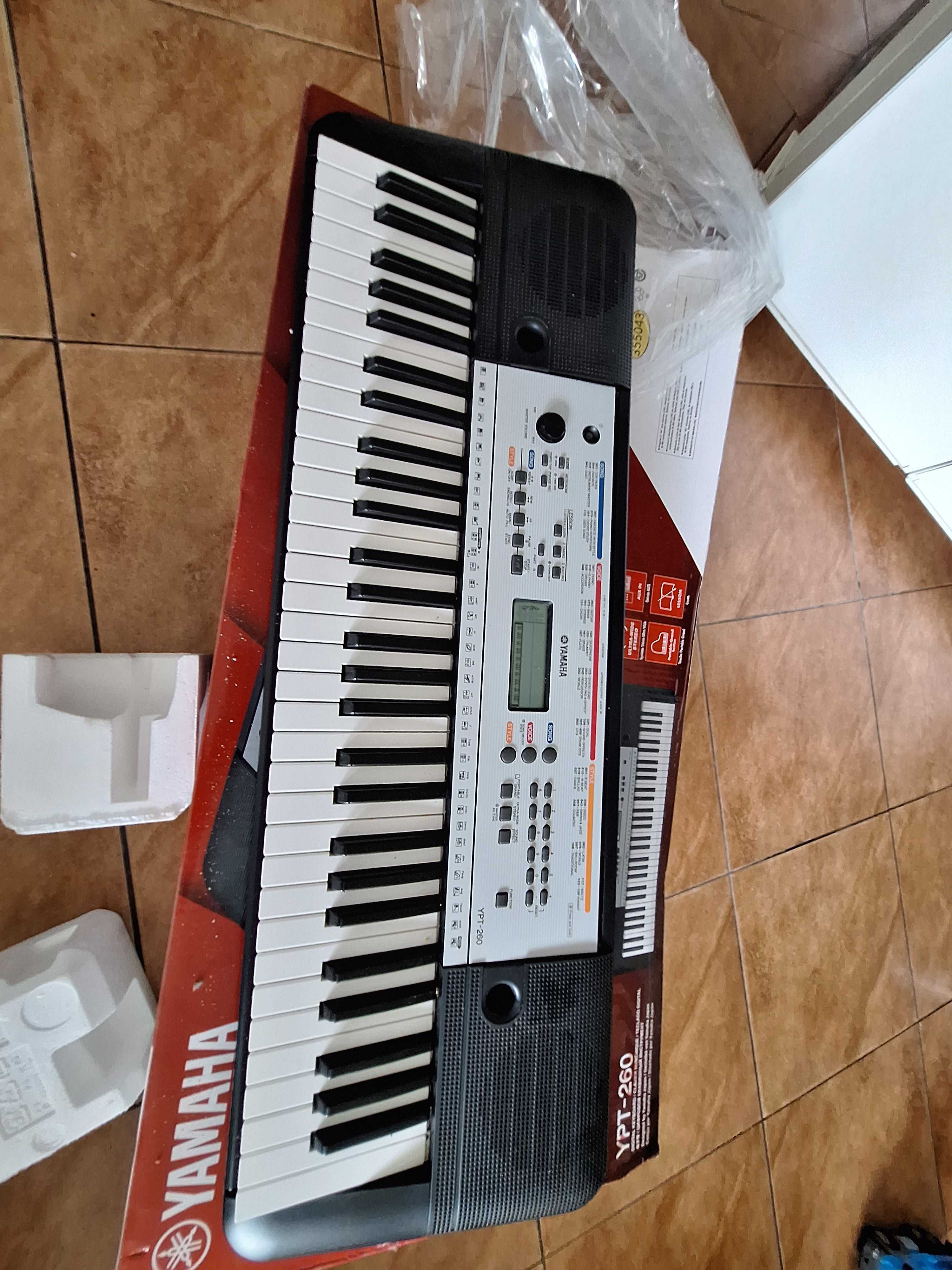 YAMAHA YPT-260 keyboard nowy