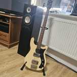 Epiphone embassy bass+ wzmacniacz vox