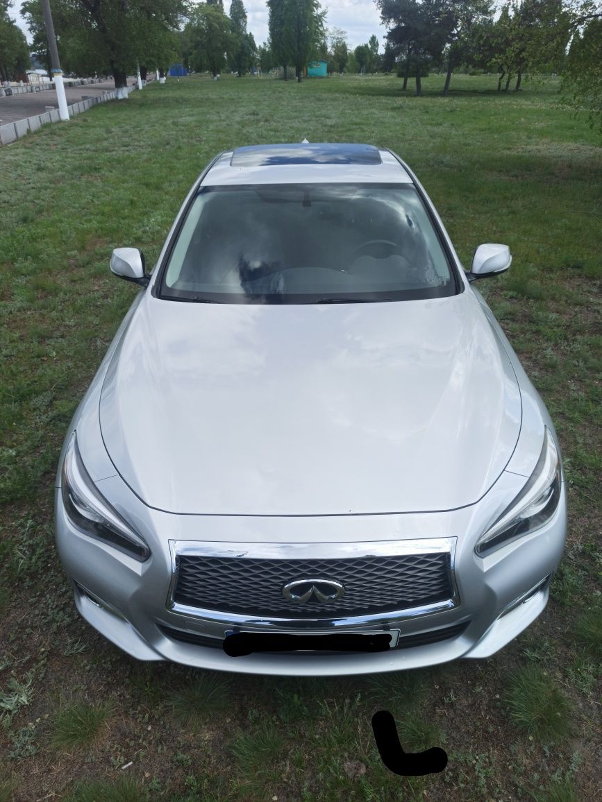 Infinity q50 2.0 turbo Bose