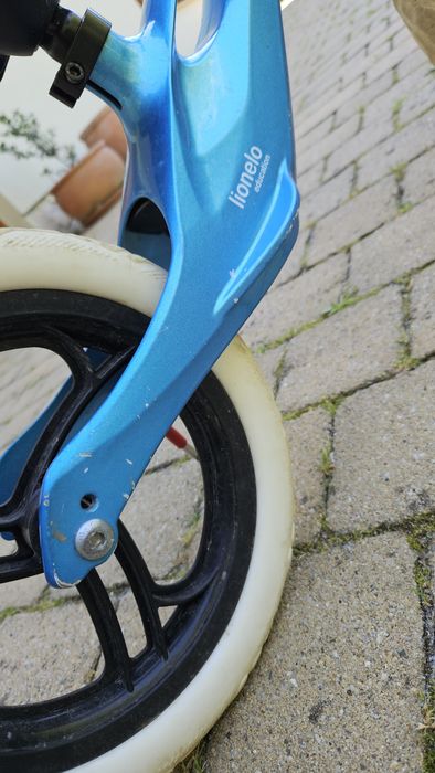Lionelo Bart rower rowerek biegowy niebieski