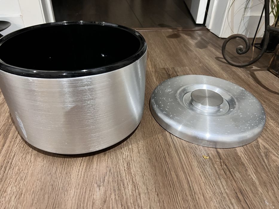 Recipient para gelo inox.