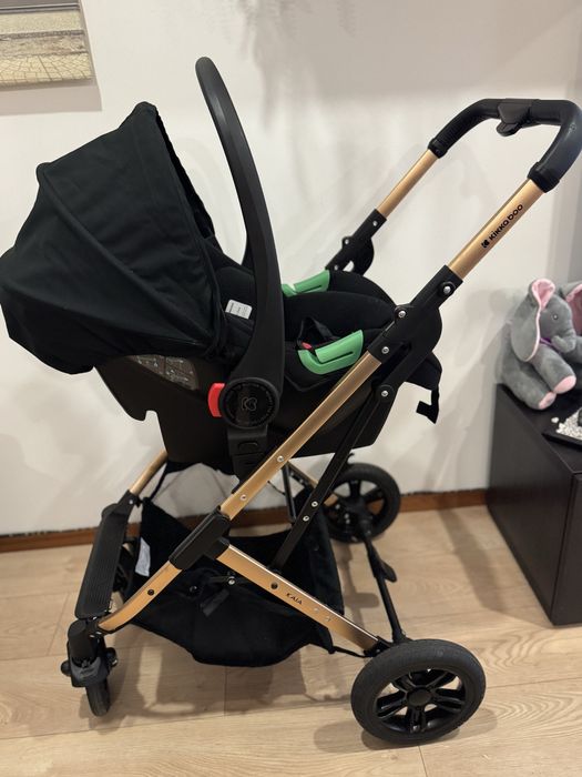 Carrinho de bebe kikka boo