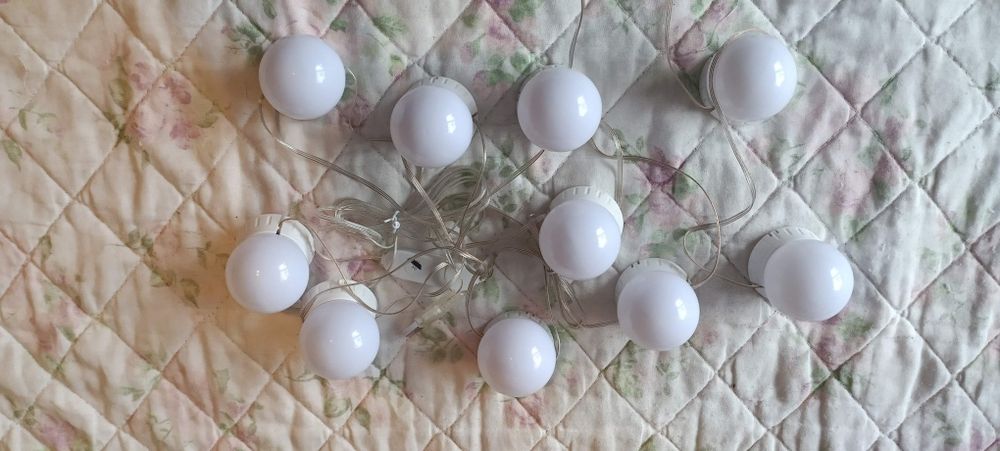 Lampki LED do lustra