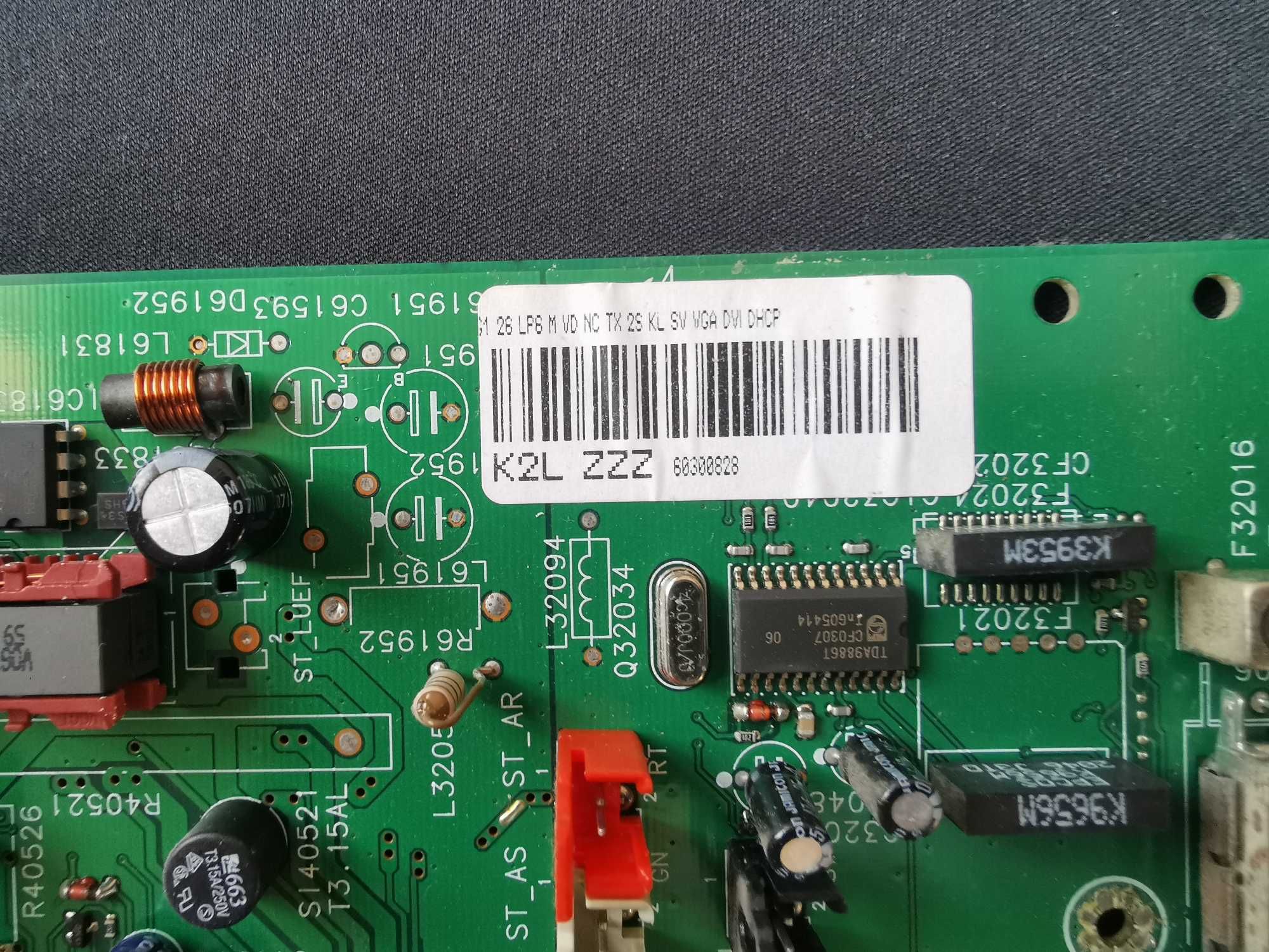 Mainboard ZP7.190R-2 para Grundig 26LXW68-9620